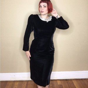 Vintage Saks 5th Avenue black velvet dress
